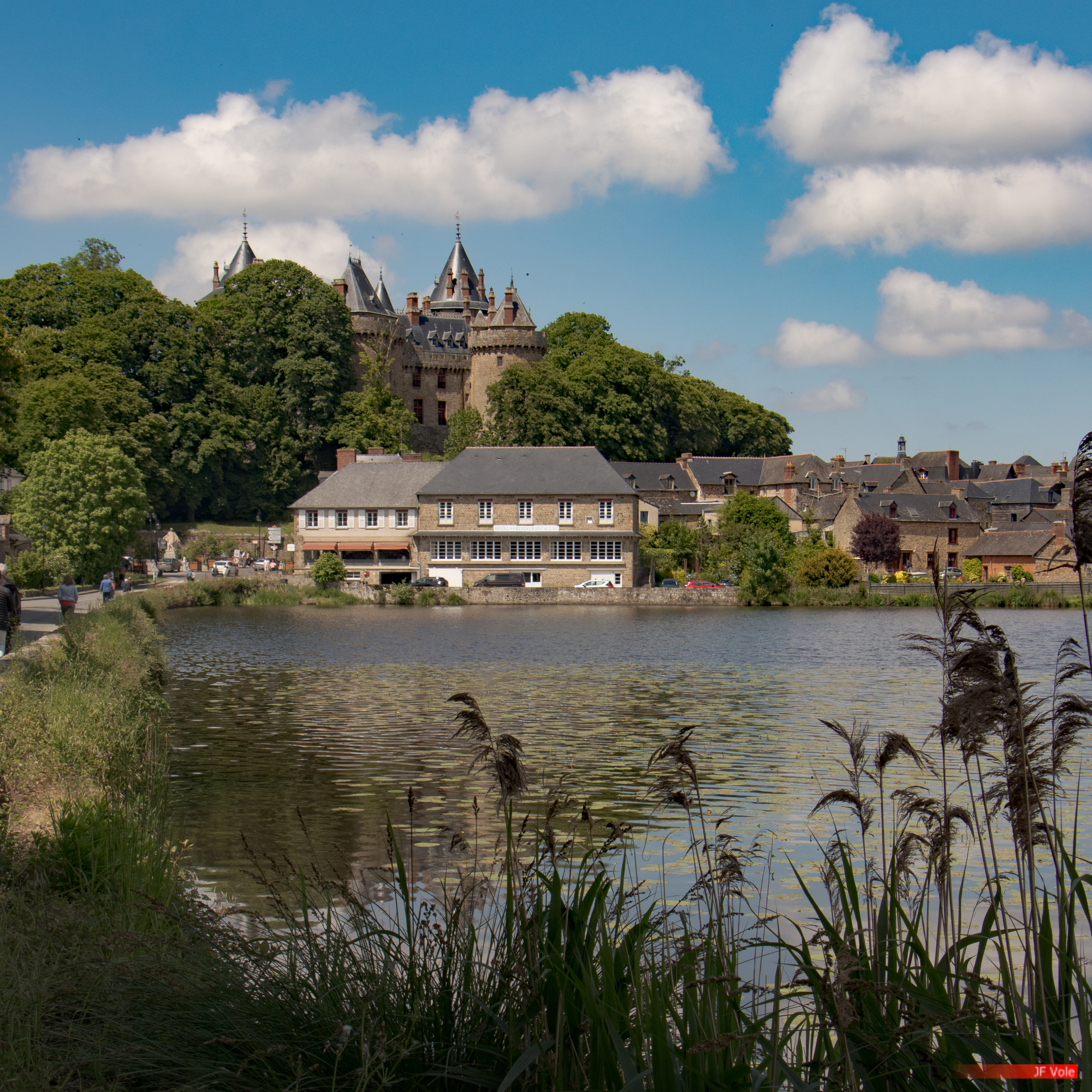Bretagne (région administrative) - Brittany (administrative region) - Château de Combourg - Combourg - Country - France - Il-ha-Gwilen - Ille-et-Vilaine - Komborn - Pays - Rannvro Breizh - Château de Combourg Combourg Bretagne (région administrative) France 