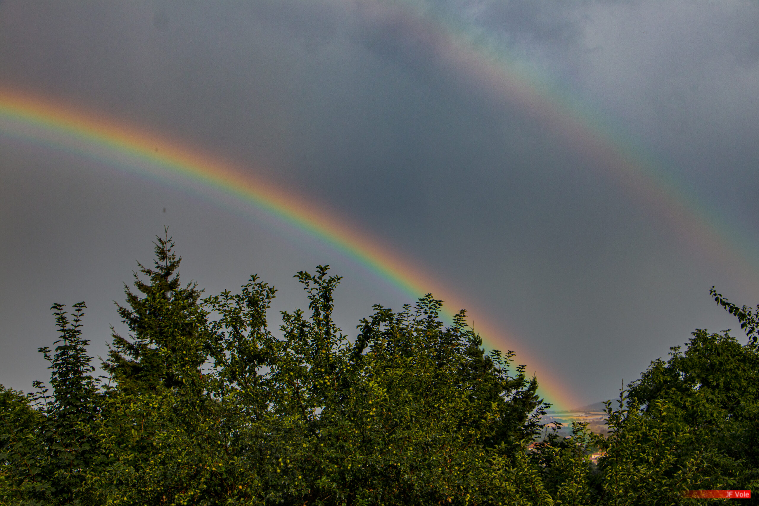 Arc-en-ciel - Auvergne-Rhône-Alpes - Country - France - Genre photographique - Geography - Géographie - Landscape photography - Loire (département) - Massif central - Meteorology - Montagne - Mountain - Météorologie - Pays - Paysage de ciel - Photographie - Photographie de paysage - Photography - Photometeor - Photométéore - Phénomène météorologique - Pilat - Pélussin - Science - Skyscape - Pélussin Auvergne-Rhône-Alpes France